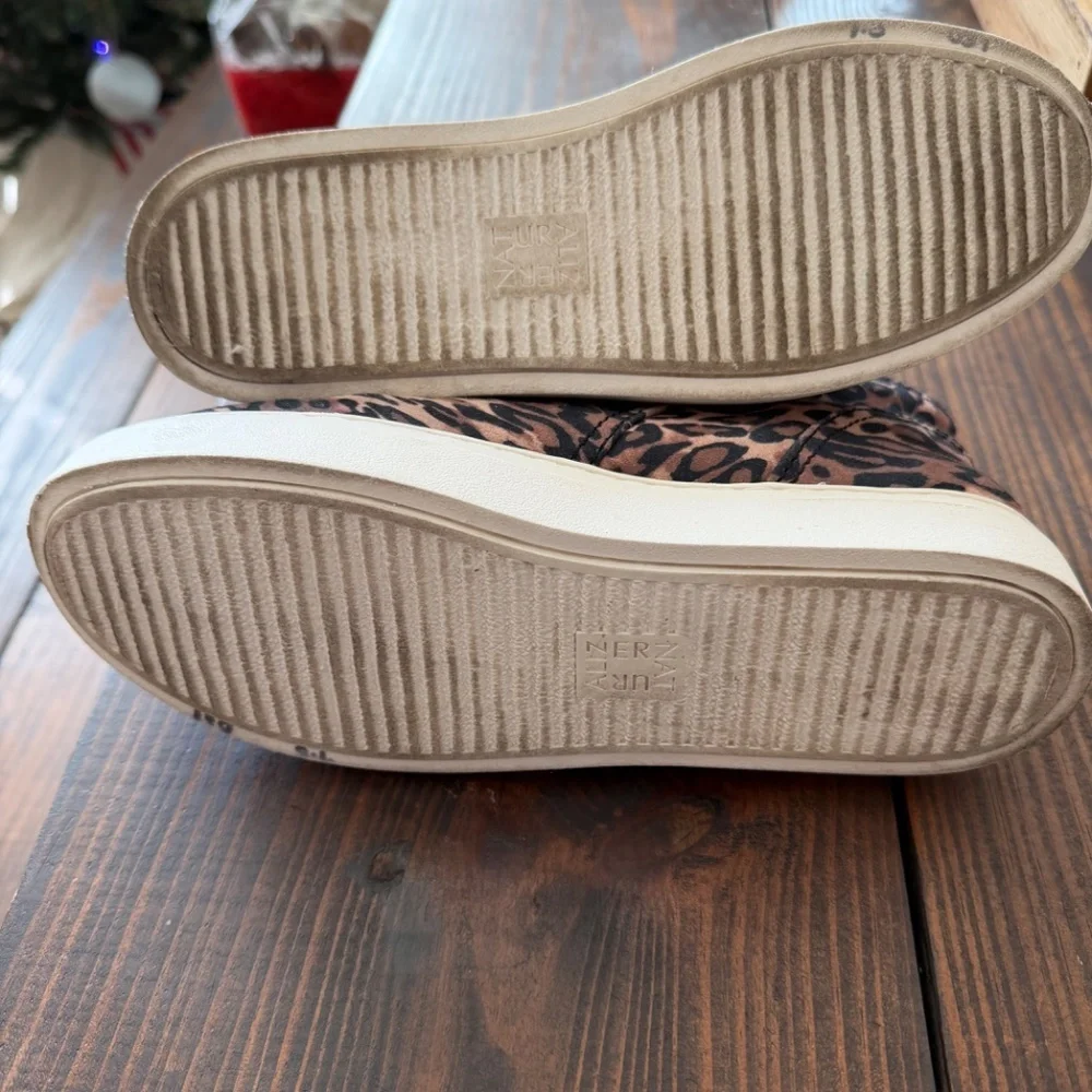 Naturalizer Cheetah Sneakers, Sz 7.5, Like New